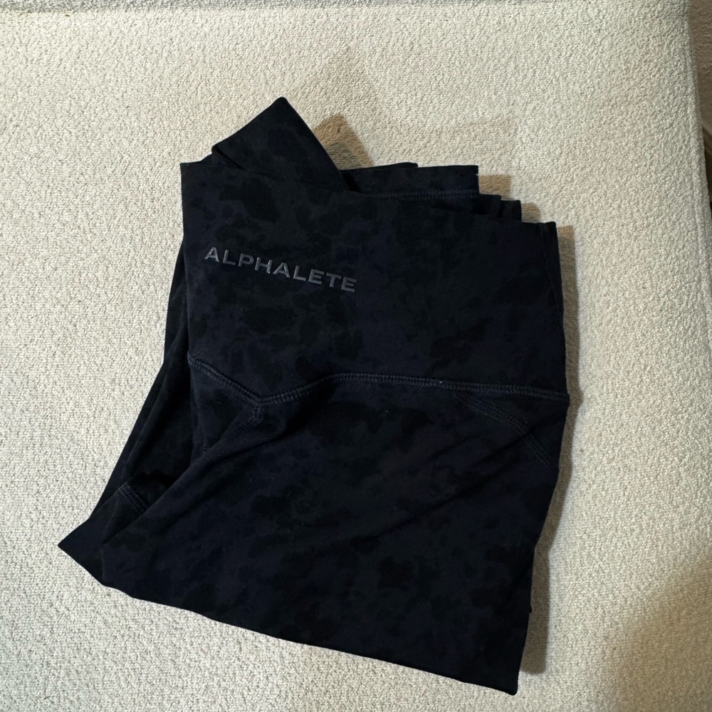 alphalete cross front leggings